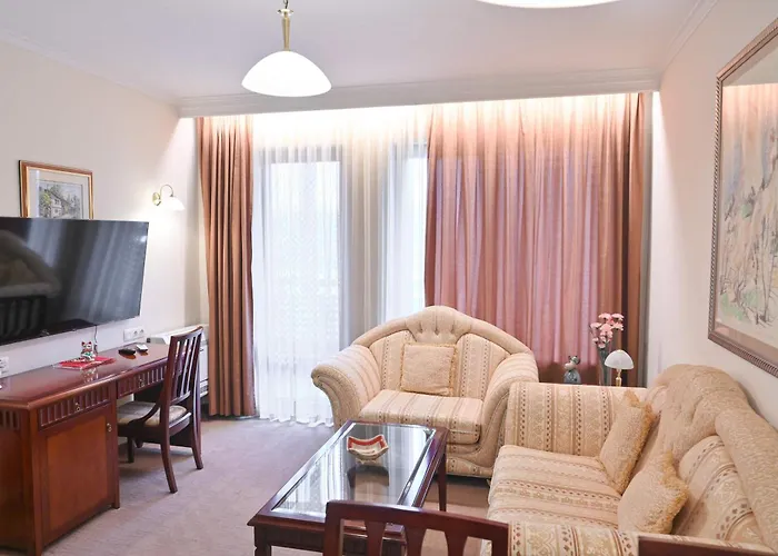 Riverside 1br In Downtown Near Lift By Flat Mаnаger Apartment Bansko