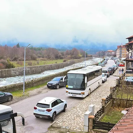 Riverside 1br In Downtown Near Lift By Flat Mаnаger *