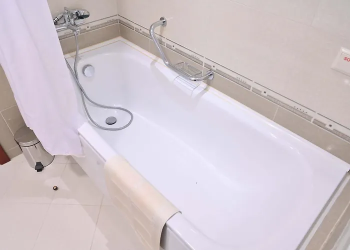 Riverside 1br In Downtown Near Lift By Flat Mаnаger 公寓 班斯科